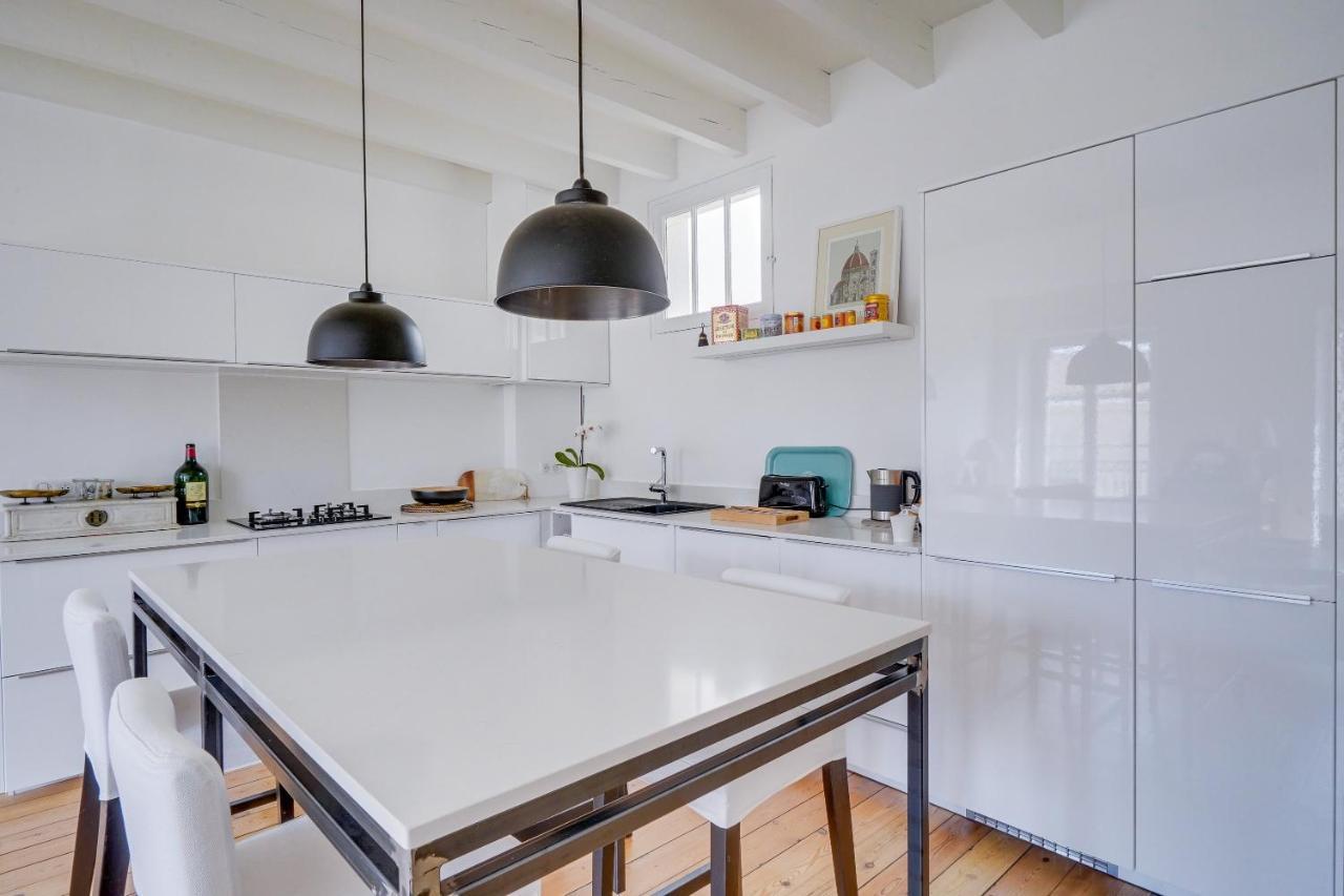 Le Hugue Up - Bel Appartement En Plein Coeur De Bordeaux Bagian luar foto