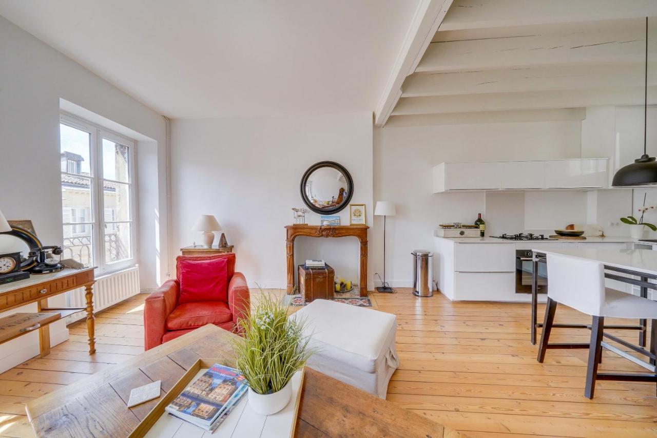Le Hugue Up - Bel Appartement En Plein Coeur De Bordeaux Bagian luar foto