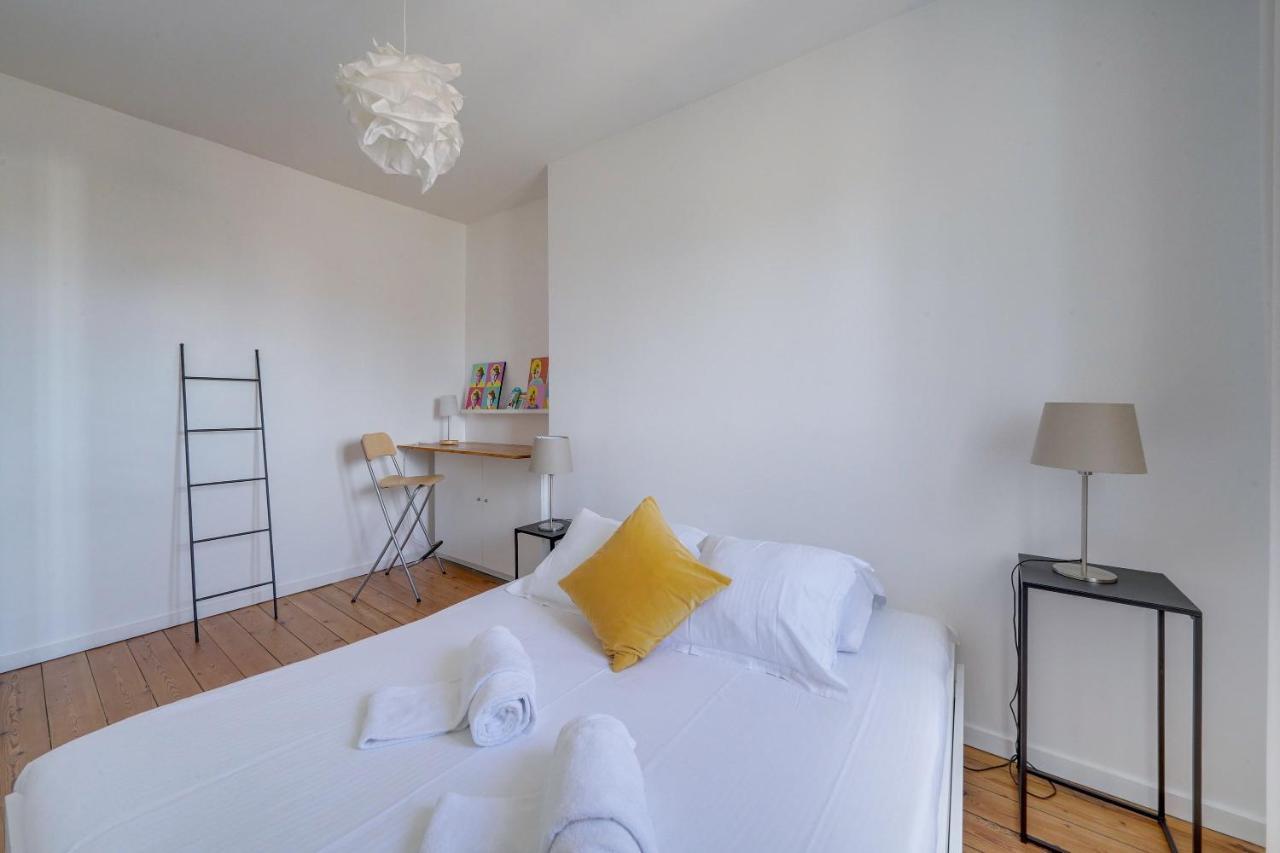Le Hugue Up - Bel Appartement En Plein Coeur De Bordeaux Bagian luar foto