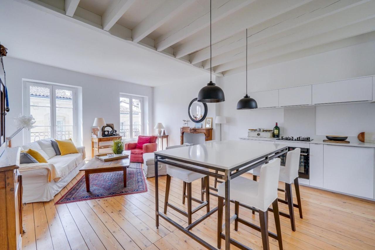 Le Hugue Up - Bel Appartement En Plein Coeur De Bordeaux Bagian luar foto